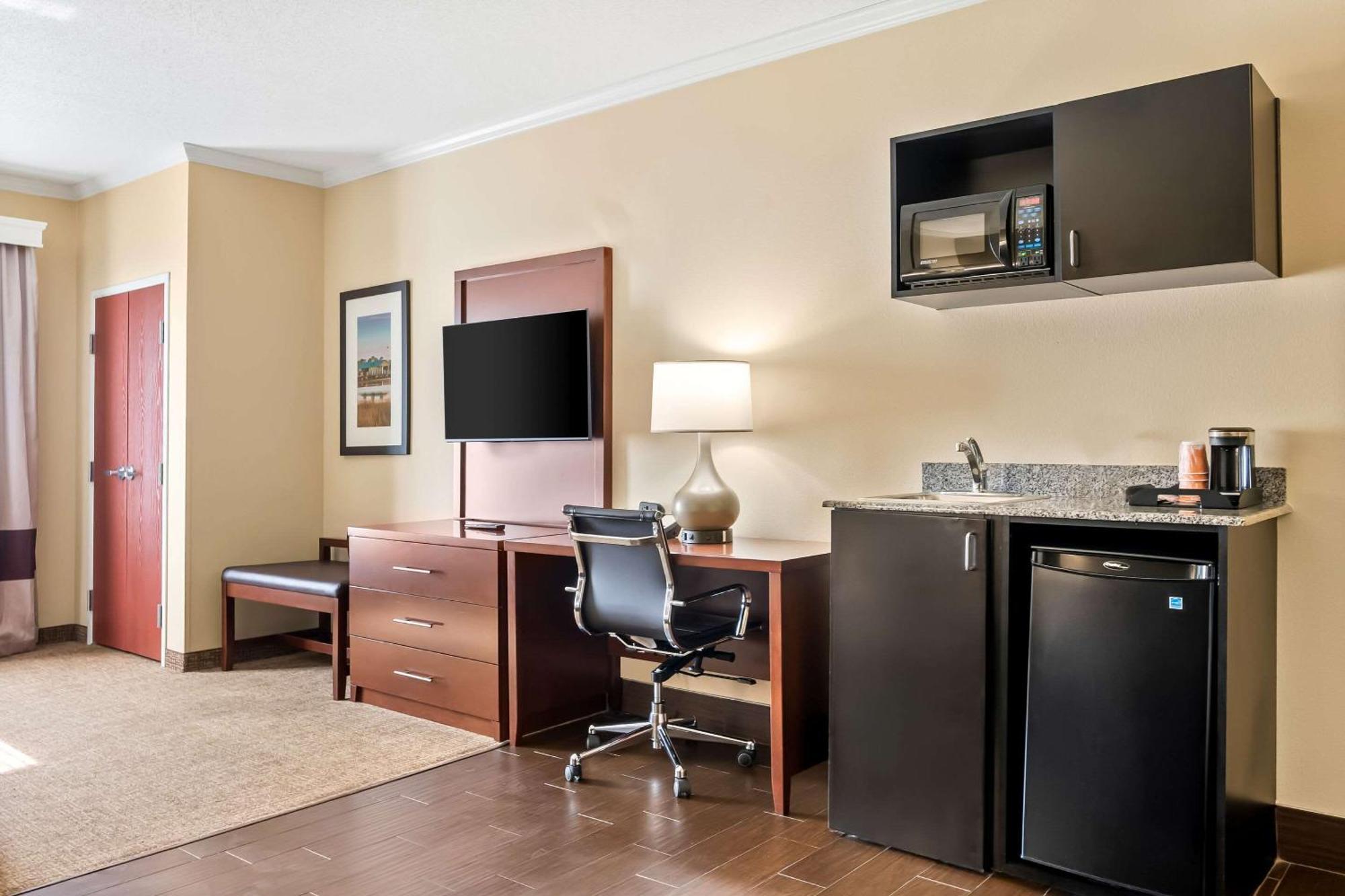 Comfort Suites Panama City Near Tyndall Afb エクステリア 写真
