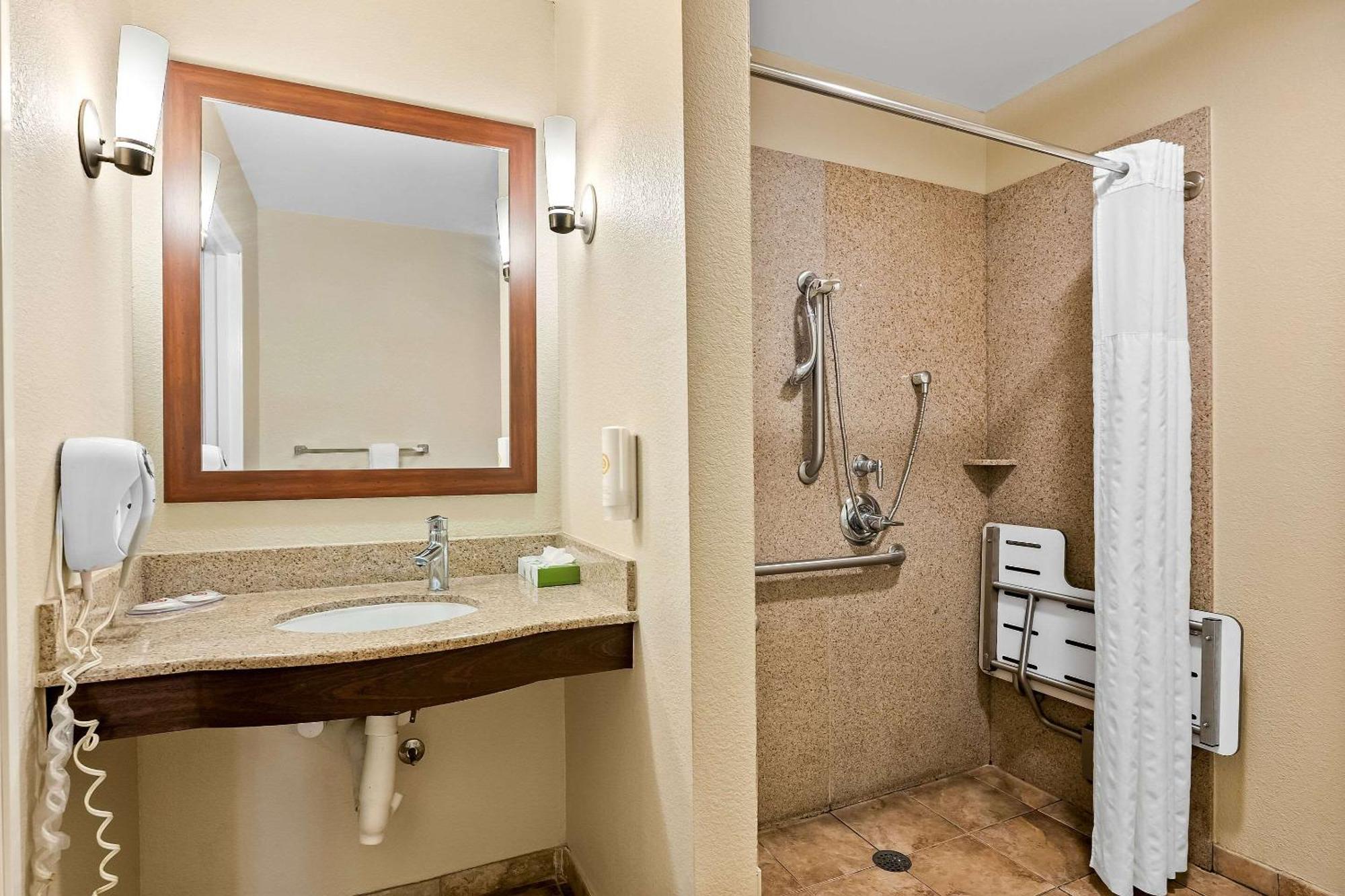 Comfort Suites Panama City Near Tyndall Afb エクステリア 写真